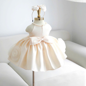 Vestido de princesa Vestido de fiesta de gasa corto para niña Falda de flores de tul de alta calidad Vestido Halter Entrega rápida Hecho Vietnam Niños - Product Image 6