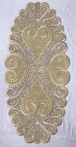 Chemin de Table en Chenille Brodé Ovale Blanc de Luxe Offre Spéciale pour Mariage ou Banquet et Usage Domestique Disponible au Meilleur Prix - Product Image 4