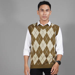 Gilet en tricot pour hommes de haute qualité gilet tricoté venteux pour hommes pull gilet col en V - Product Image 1