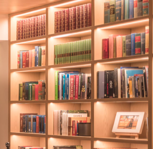 Estantería Inteligente con Iluminación Ambiental Integrada - Product Image 4