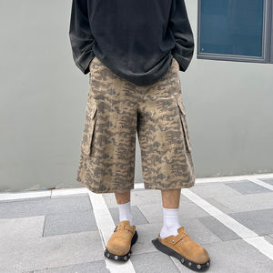 Pantalones cortos cargo informales de algodón 100% para hombre con logotipo personalizado y patrón de camuflaje, pantalones cortos personalizables con bolsillos ligeros sólidos - Product Image 2