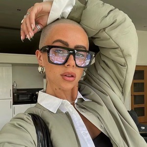 Kính mắt thời trang nam nữ cỡ lớn hình vuông cao cấp 2025, chống bức xạ, ngăn ánh sáng xanh, có thể đeo kính thuốc - Product Image 3