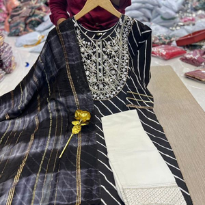 ผ้าฝ้ายเรยอนพิมพ์ลายสวยงามพร้อมลายปักและกระจกและงานเรียงตามลำดับกางเกง Dupatta ด้านล่างคอ - Product Image 1