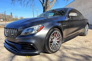 Mercedes-AMG C63 S Coupé 2020 Usado en Excelentes Condiciones, Motor V8 Biturbo de 503 hp, Equipamiento de Alta Gama, Sin Modificaciones - Product Image 2