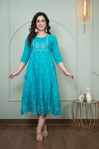 Vestido Kurti Anarkali Elegante de Color Sólido Hecho a Mano al por Mayor, Vestido Largo Sexy para Mujer, Kurti Anarkali de Manga Larga de Alta Calidad para la Noche - Product Image 4