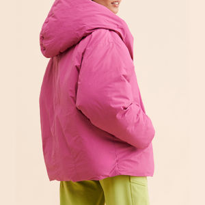 Veste matelassée de haute qualité à fermeture éclair pour femmes, collection d'hiver, vestes personnalisées de haute qualité, tissu respirant, prix avantageux - Product Image 2