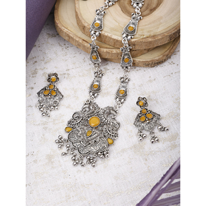 Boucles d'oreilles longues en forme de feuille GS Peacock, bijoux en alliage jaune pour les occasions de fête - Product Image 1