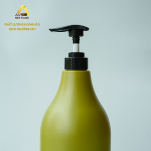 Bouteilles en plastique vertes 2L des fabricants d'usine du Vietnam pour l'emballage de nettoyant pour le visage de shampooing de revitalisant de lotion corporelle - Product Image 2