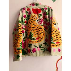 Vestes Sujani brodées à la main avec un motif de tigre, col mandarin, en coton léger, manches longues, style bohème, manteau pour femmes, motif animal - Product Image 4