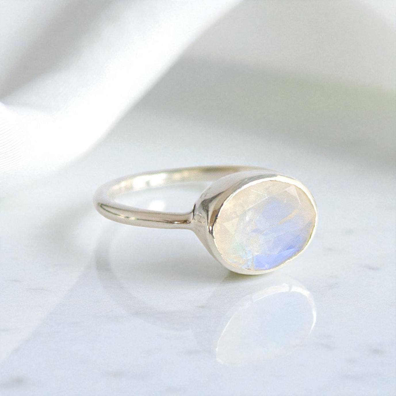 เงินมูนสโตนสีรุ้ง