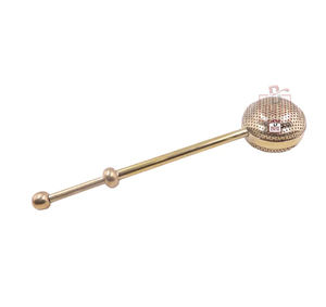 Passoire à thé en laiton tressée à la main avec long manche pour thé en feuilles, filtre à thé artisanal en laiton, fil métallique tressé serré - Product Image 2