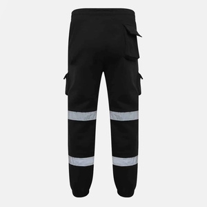 Joggers de carga de ajuste casual para hombre con cierre de cordón de cintura ajustable y construcción de bolsillo duradera - Product Image 3