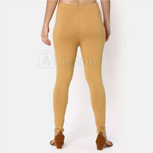 Mallas ajustadas para mujer para fitness y estilo callejero Explorar mallas elegantes para mujer para mujeres activas - Product Image 2