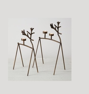 Lot de 3 bougeoirs en métal doré pour décoration de Noël en métal - Product Image 3