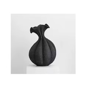 Vase contemporain en métal artistique décoration d'intérieur Accent pot de fleur moderne pièce de présentation de table décorative - Product Image 6