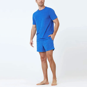 2025 nuevo conjunto de dos piezas de verano de moda 2 polos de poliéster y pantalones cortos conjuntos cortos para hombres con collares de botones - Product Image 5