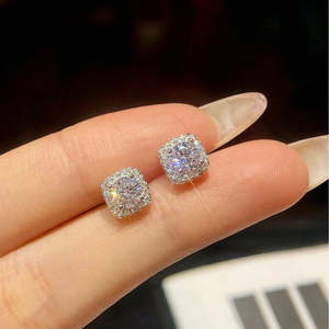 Pendientes de botón cuadrados minimalistas Zarkan de plata esterlina brillante con patrón geométrico de diamante talla princesa para bodas - Product Image 3