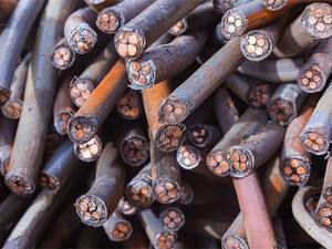 Fil de cuivre en vrac à prix compétitif, livraison rapide, export disponible à la vente - Product Image 6