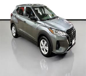 Nissan Kicks S FWD 2024 d'occasion, 1000% propre - Product Image 1