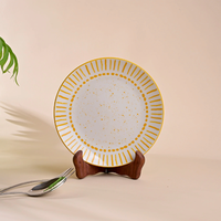 Ensemble d'assiettes à dîner en porcelaine Amoret Unique, jaune, moderne, luxueux, écologique, passe au lave-vaisselle, non toxique, élégant, logo personnalisé