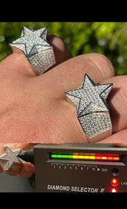 Anillo de diamantes de moissanita para hombre con estilo, Banda Clásica de lujo perfecta para aniversario de boda o regalo de compromiso - Product Image 2