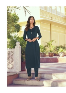 Magnifique ensemble de Kurtis en soie romaine entièrement cousue Collection de travaux de broderie - Product Image 3