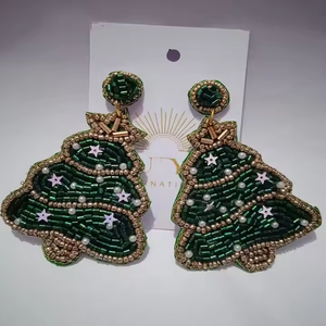 Nuevos pendientes de árbol de Navidad con cuentas de arroz temperamento moda hecha a mano creativa estilo navideño pendientes de cuentas de arroz - Product Image 2