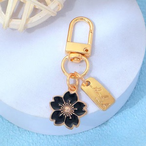 Nhật Bản lãng mạn đầy màu sắc hoa anh đào kim loại Keychain dễ thương túi hoa Xe Tai nghe thiết lập Mặt dây chuyền - Product Image 6