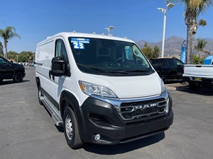 Camioneta de Carga Ram ProMaster 2500 2023 Usada en Buenas Condiciones, Techo Bajo, 136 Pulgadas, Certificada - Product Image 2