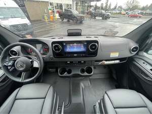 Mercedes-Benz Sprinter 2500 Cargo Usado 2025, Techo Alto - Product Image 3