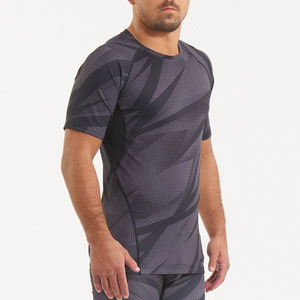 Rashguard à demi-manches entièrement personnalisé pour hommes Chemise de compression BJJ MMA pour haut actif d'entraînement de gymnastique - Product Image 4