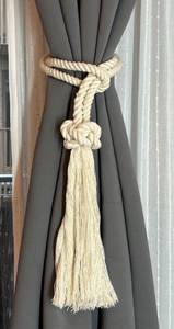 Abrazador de Cortina de Algodón Blanco con Nudo de Diamante y Borla, Elegante y Hecho a Mano - Product Image 5