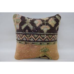 Cojín Decorativo Bohemio Vintage de Lana Beige de 12x12 Pulgadas, Tejido Kantha, Bordado, Antideslizante y Ecológico - Product Image 1