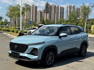 รถยนต์ SUV มือสองปี 2024 ผลิตในจีน เครื่องยนต์ 1.5 ลิตร 99 แรงม้า เกียร์ CVT ขับขี่นุ่มนวล หน้าจอ LCD 7 นิ้ว รองรับอินเทอร์เน็ต OTA ราคาประหยัด เหมาะสำหรับครอบครัว - Product Image 2