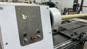 Machine de découpe manuelle de rouleaux de haute qualité Roll-8/1 avec technologie de précision pour la découpe de divers matériaux - Product Image 4