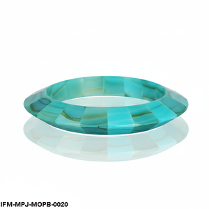 Brazalete de Latón Hecho a Mano con Incrustaciones de Nácar Turquesa y Joyería Geométrica Facetada para Mujer - Product Image 1