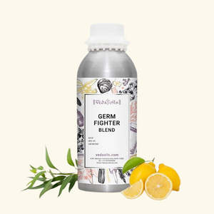 Mélange d'huiles essentielles thérapeutiques Germ Fighter de qualité cosmétique, 100% pur, pressé à froid, ingrédients encens, linalol, ylang-ylang - Product Image 1