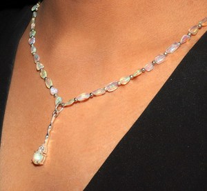 สร้อยคอจี้โอปอลสีขาวลูกปัดกลมโอปอล925ลูกปัดเงินสเตอร์ลิงเครื่องประดับลูกปัดของขวัญวันครบรอบวันเกิดสำหรับเธอ - Product Image 1