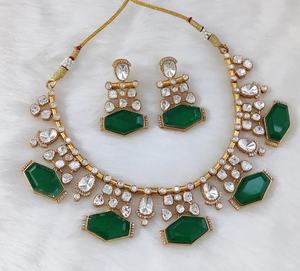 Ensemble de collier de qualité supérieure en moissanite et pierre double pour femmes, parfait pour les soirées, à porter au quotidien, ensemble de collier de luxe - Product Image 1