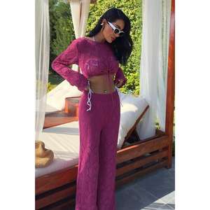 ชุดเสื้อและกางเกงลายฉลุพร้อมดีเทลลูกไม้ที่หน้าอก ชุด 2 ชิ้น สไตล์ 10098 - Product Image 5