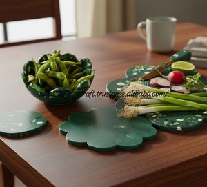 Tablero Charlie de Resina Hecho a Mano por faizacraft - Product Image 4