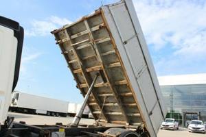 Camion benne DAF FA CF 85.380 2013, moteur Weichai, conduite à gauche, 451-500 ch, 30T MVM - Product Image 4