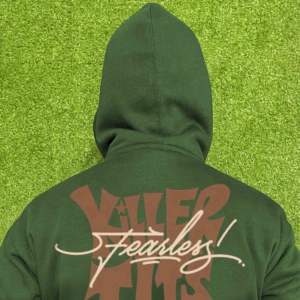 เสื้อฮู้ดดี้โอเวอร์ไซส์ผ้าฝ้ายฟลีซ 100% พิมพ์ลายดิจิทัล ซิปเต็มตัว สไตล์สตรีท นุ่มสบาย คุณภาพสูง ปรับแต่งได้ เป็นมิตรกับสิ่งแวดล้อม สำหรับผู้ชาย แบบ 3 มิติ - Product Image 2