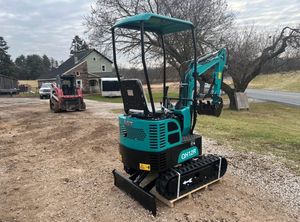 ENVÍO GRATIS AGT QH12R EPA CE Motor 1,2 Ton 13.5HP mini excavadora Eaton Cilindro hidráulico Núcleo Motor Bomba Caja de cambios Engranaje PLC - Product Image 5