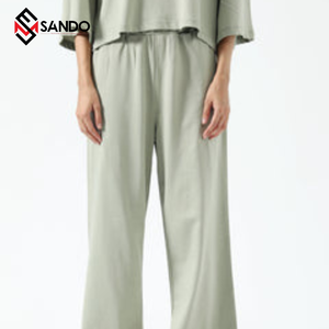 ชุดวอร์มผ้าคอตตอนโอเวอร์ไซส์ผ้า100% มีฮู้ดเปิดไหล่ตกไซส์สำหรับผู้ชายผู้หญิงและเด็กโลโก้ปักออกแบบได้ตามต้องการ - Product Image 5