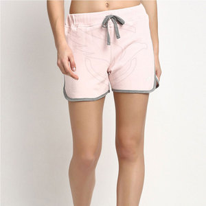 Pantalones cortos de mujer hechos de algodón estampado con logotipo personalizado para tamaño adulto Pantalones cortos de fabricación de Pakistán para mujer - Product Image 1