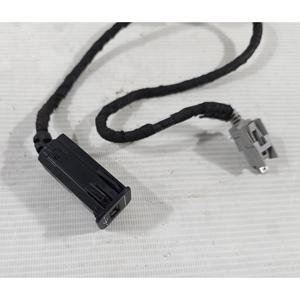 PORT USB FIAT Panda 3ème Série 07356915690 (12>) - Product Image 3