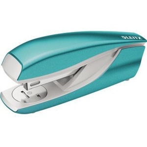 เครื่องเย็บกระดาษ Leitz NeXXt WOW 5502 24/6 26/6 ความจุ 30 แผ่น (80 กรัม/ตร.ม.) ใช้กับลวดเย็บเบอร์ 200 24/6 สำหรับโลหะ/พลาสติก สีฟ้าไอซ์บลู - Product Image 1