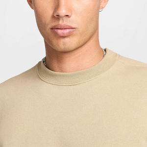 เสื้อสเวตเชิ้ตผู้ชายสไตล์ลำลอง ผลิตจากผ้าเนื้อนุ่ม สวมใส่สบาย ให้ความอบอุ่นและสบาย เหมาะสำหรับใส่ในชีวิตประจำวัน - Product Image 3