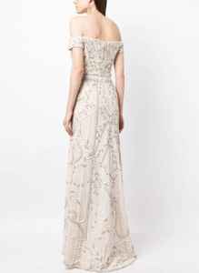 Fabricants de vêtements Femmes épaules dénudées Cou Taille maxi Longueur Robe de soirée personnalisée pour les cocktails et la cérémonie de la bague - Product Image 3